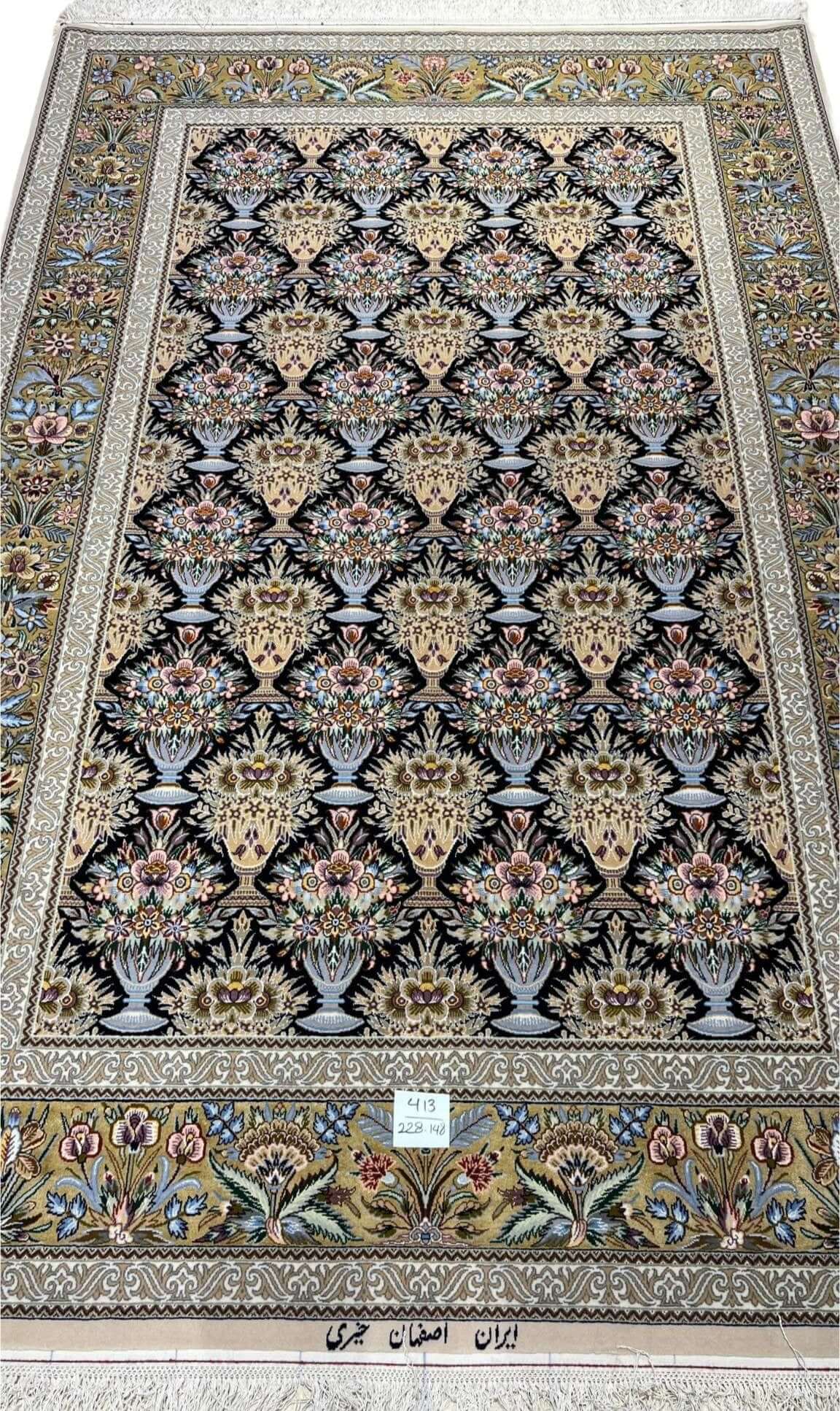 "Hand-knotted Iranian handmade carpet from Isfahan by Kheire"